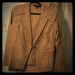 Woman’s blazer- tan